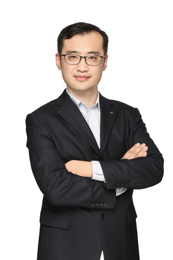 杨嘉龙